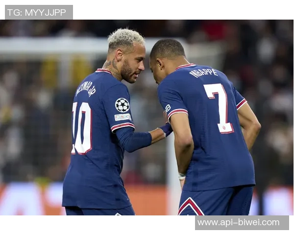 赌霸天下足球：揭示足球世界中的赌局与荣耀的交织之路